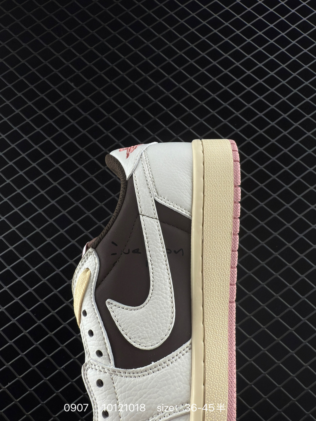 Travis Scott x Nike Wmns Air Jordan 1 Low OG